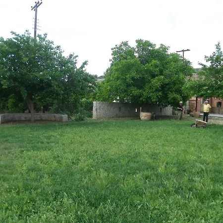 منزل ريفي Areti Holiday Ária